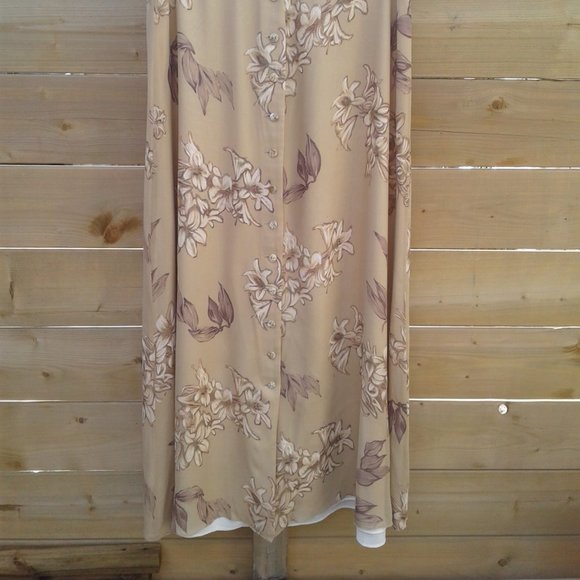 Maxi floral button down 100% silk skirt - Picture 11 of 11